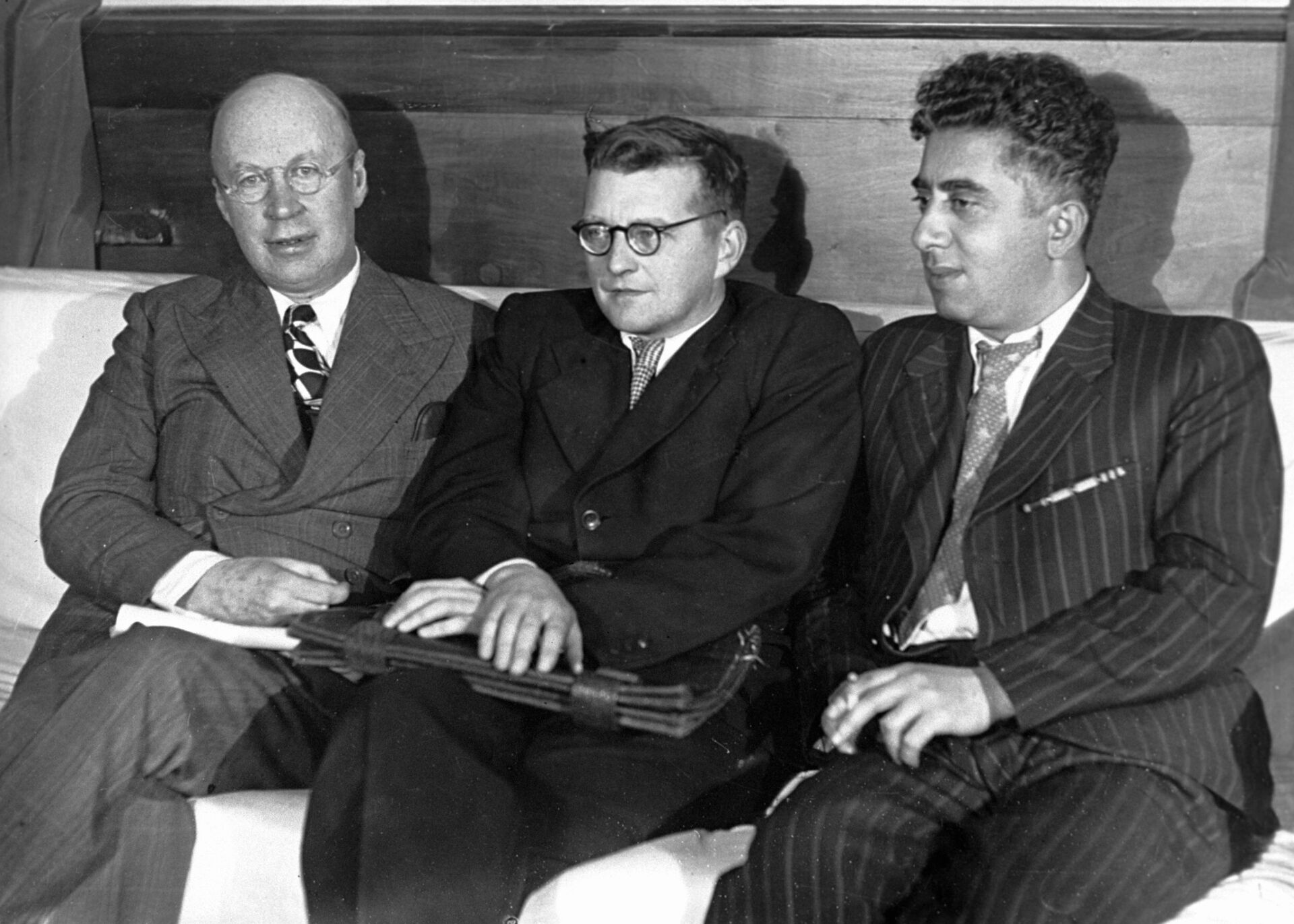Sovjetski kompozitori Sergej Prokofjev, Dmitrij Šostakovič i Aram Hačaturjan - Sputnik Srbija, 1920, 22.12.2022