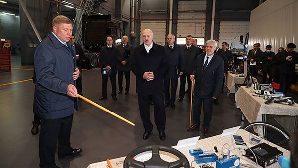 Председник Белорусије Александар Лукашенко у посети полигону за тестирање НАН  - Sputnik Србија
