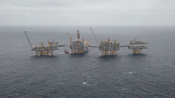 Нафтне платформе у Северном мору - Sputnik Србија