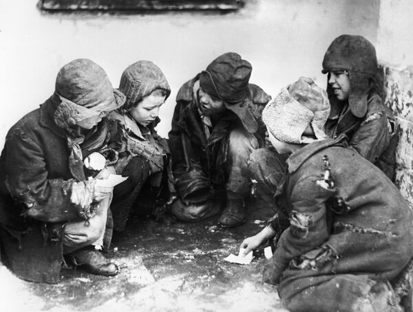 Како је храбра девојка очистила Лењинград од криминала - Sputnik Србија