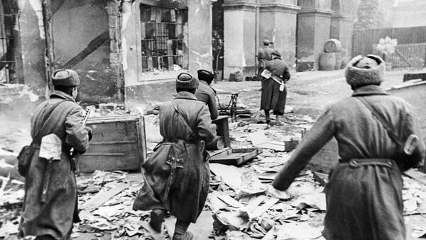 Napadačka grupa poručnika Gorinjina napada naciste koji se kriju u Budimpešti. - Sputnik Srbija