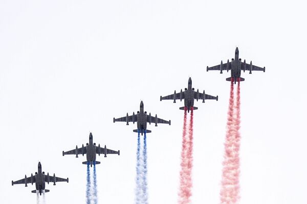 „Ситно“ се броји до почетка параде: У Русију стигли војници из 12 земаља - Sputnik Србија