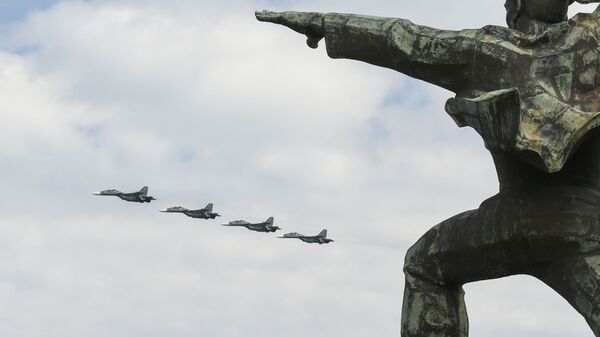 Ловци Су-30СМ на прослави Дана победе у Севастопољу. - Sputnik Србија