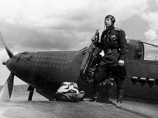 Retke fotografije sovjetskih komandanata u proleće 1945. /foto/ Retke fotografije sovjetskih komandanata u proleće 1945. /foto/ - Sputnik Srbija