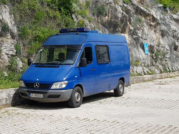 Narod ipak ide ka Ostrogu /foto/ - Sputnik Srbija