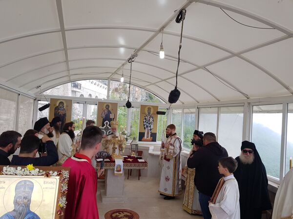 Митрополит Амфилохије: Ако власт не уклони безакоње, народ ће се опет побунити! /видео/ Митрополит Амфилохије: Ако власт не уклони безакоње, народ ће се опет побунити! /видео/ - Sputnik Србија
