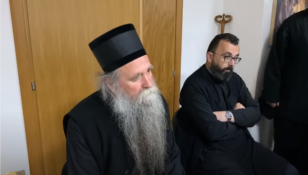 Руска православна црква позвала власт у Црној Гори да под хитно ослободи владику Јоаникија Руска православна црква позвала власт у Црној Гори да под хитно ослободи владику Јоаникија - Sputnik Србија
