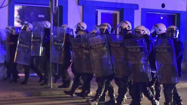 Kordon policije u Nikšiću, 13. maja, Crna Gora - Sputnik Srbija