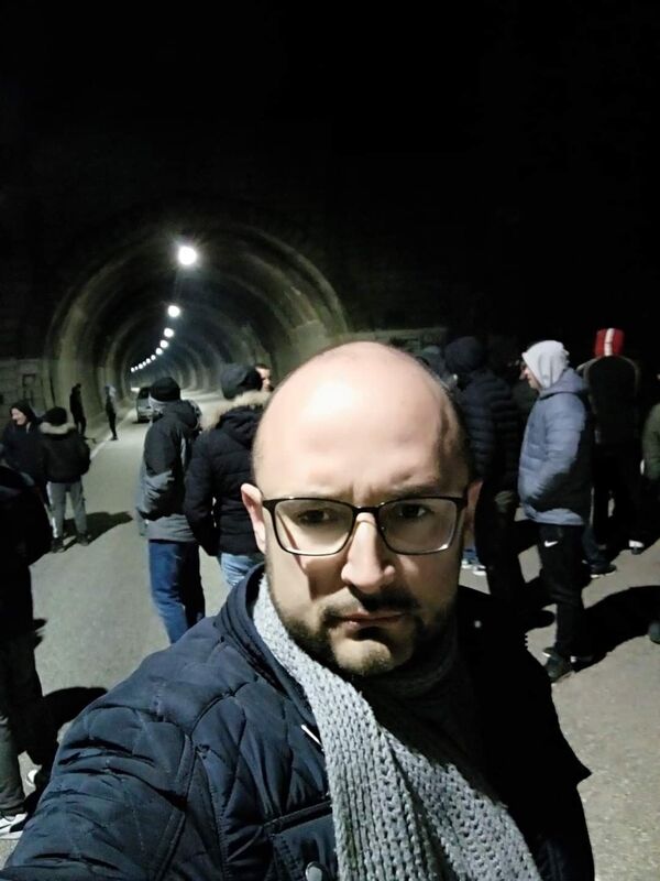 Никшићки активиста за Спутњик: Остаје само да ухапсе Светог Василија /фото/ Никшићки активиста за Спутњик: Остаје само да ухапсе Светог Василија /фото/ - Sputnik Србија