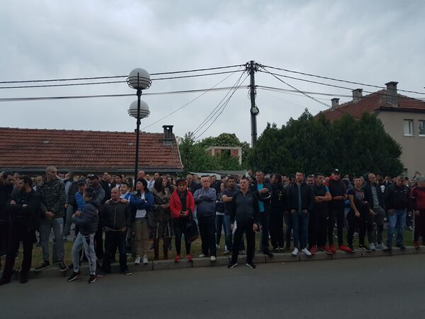 Никшићки активиста за Спутњик: Остаје само да ухапсе Светог Василија /фото/ Никшићки активиста за Спутњик: Остаје само да ухапсе Светог Василија /фото/ - Sputnik Србија