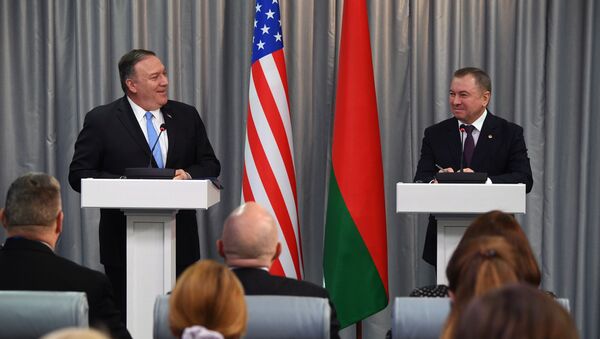 Američki državni sekretar Majk Pompeo i ministar spoljnih poslova Belorusije Vladimir Makej u Minsku - Sputnik Srbija
