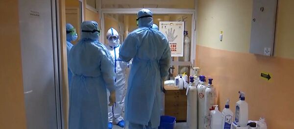 Руски војни лекари током посете болници у Вршцу - Sputnik Србија