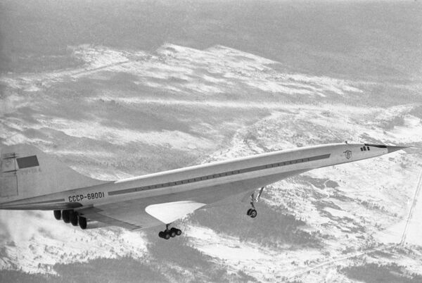 Legendarni sovjetski Tu-144: Kratka istorija prvog supersoničnog putničkog aviona na svetu - Sputnik Srbija