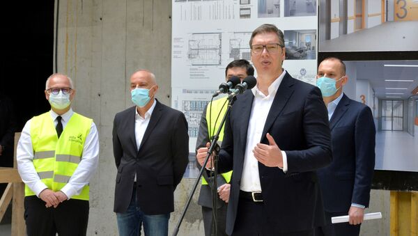 Predsednik Srbije Aleksandar Vučić obišao radove na izgradnji i rekonstrukciji Kliničkog centra Srbije - Sputnik Srbija