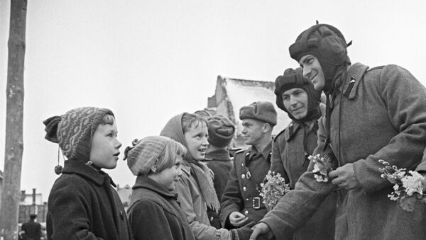 Sovjetski vojnici u Istočnoj Nemačkoj - Sputnik Srbija