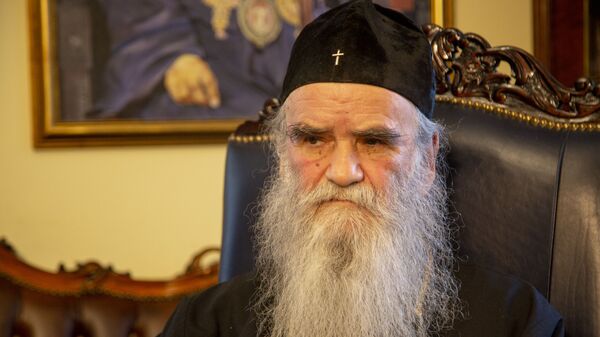 Митрополит Амфилохије добија спомен плочу у Подгорици