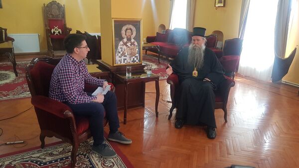 EKSKLUZIVNO Episkop Joanikije: Sve ukazuje da je atentat u Beogradu naručen iz Crne Gore /video/ - Sputnik Srbija