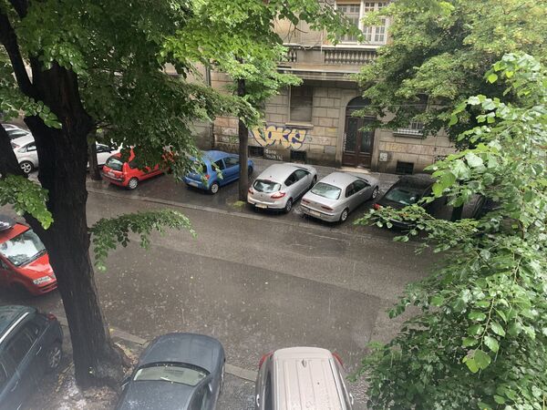 Grad se obrušio na Beograd /foto, video/ - Sputnik Srbija