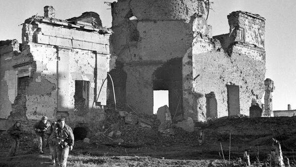 Пулковска осперваторија, коју су уништичи немачко-фински окупатори током Другог светског рата - Sputnik Србија