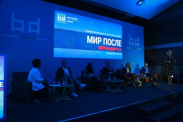 Прогнозе стручњака: Када ће се српска економија вратити на ниво пре короне - Sputnik Србија