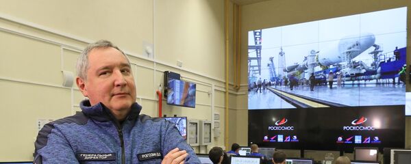 Generalni direktor ruske svemirske korporacije Roskosmos Dmitrij Rogozin - Sputnik Srbija