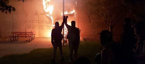 Нереди у Минеаполису - Sputnik Србија