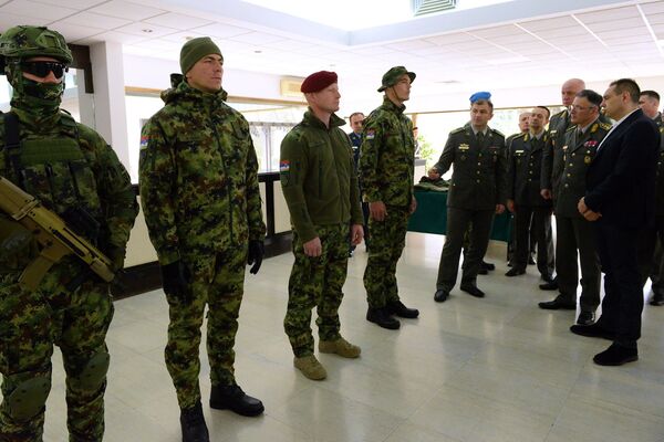 Нове униформе за Војску Србије: Специјалци добили комплет од 26 делова /фото, видео/ Нове униформе за Војску Србије: Специјалци добили комплет од 26 делова /фото, видео/ - Sputnik Србија