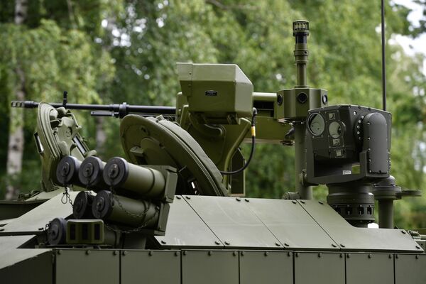 Србија постала тенковска сила: Модернизован М-84 - Sputnik Србија