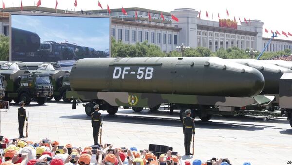 Kineska balistička raketa „Dongfeng 17“ - Sputnik Srbija