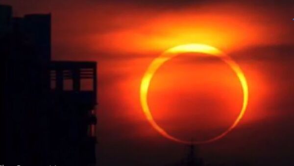 Ватрени прстен приликом помрачења Сунца - Sputnik Србија