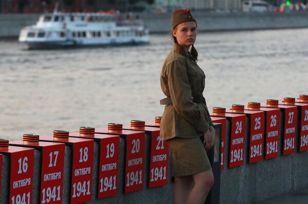 Почела акција „Линија сећања“, пале се свеће у част Великог отаџбинског рата Почела акција „Линија сећања“, пале се свеће у част Великог отаџбинског рата - Sputnik Србија