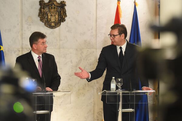 Vučić: Za evropsku budućnost razgovori sa Albancima su možda i značajniji od reformi /foto/ Vučić: Za evropsku budućnost razgovori sa Albancima su možda i značajniji od reformi /foto/ - Sputnik Srbija