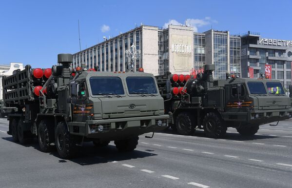 Protivraketni sistem S-350 „Vitez“ na Paradi pobede u Moskvi - Sputnik Srbija