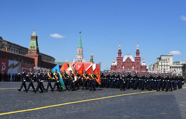 Vojnici na Paradi pobede u Moskvi - Sputnik Srbija