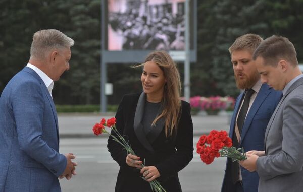 Počast žrtvama opsade Lenjingrada /foto/ Počast žrtvama opsade Lenjingrada /foto/ - Sputnik Srbija
