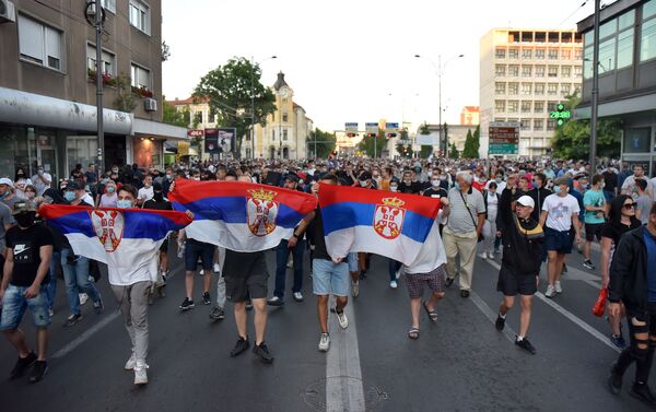 Протести у Нишу - Sputnik Србија