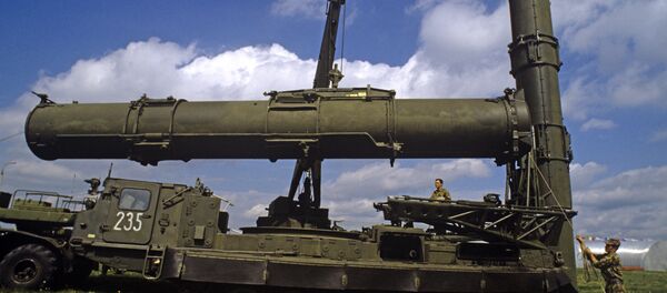 Prvobitna odluka o prekidu ispunjavanja ugovora o isporuci „S-300“ Iranu bila je doneta radi podrške udruženim naporima „šestorke“ međunarodnih posrednika u pregovorima o Iranskom nuklearnom programu. Prvobitna odluka o prekidu ispunjavanja ugovora o isporuci „S-300“ Iranu bila je doneta radi podrške udruženim naporima „šestorke“ međunarodnih posrednika u pregovorima o Iranskom nuklearnom programu. - Sputnik Srbija