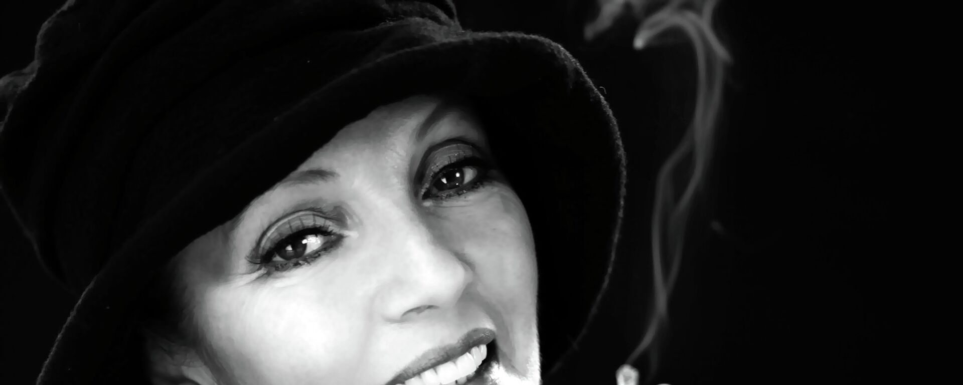 Tanja Bošković kao Greta Garbo - Sputnik Srbija, 1920, 24.12.2021