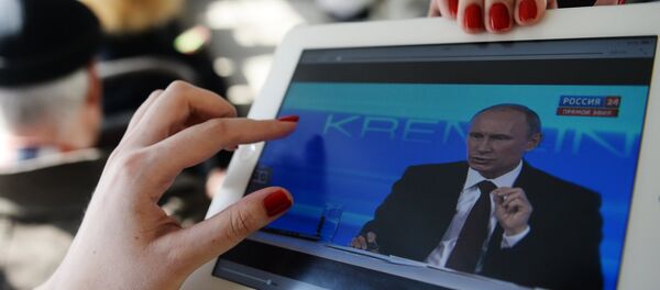 Putin odgovara na pitanja građana Putin odgovara na pitanja građana - Sputnik Srbija