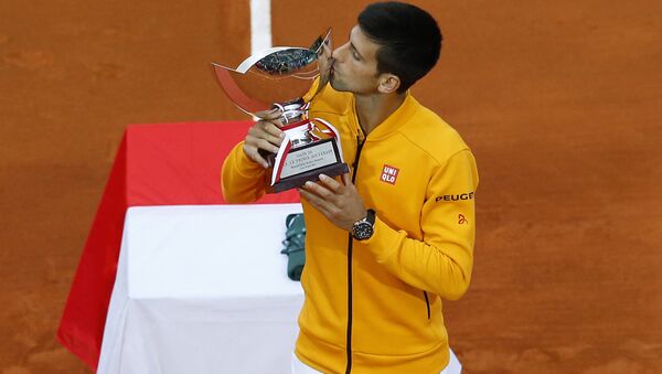 Novak Đoković sa trofejem u Monte Karlu - Sputnik Srbija
