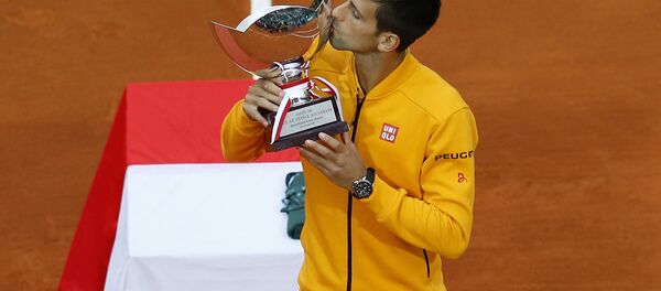Novak Đoković sa trofejem u Monte Karlu - Sputnik Srbija