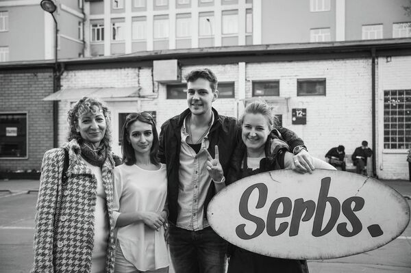 Poslednje okupljanje je bilo organizovano u moderno preuređenom prostoru bivše fabrike stakla „Flakon“ Poslednje okupljanje je bilo organizovano u moderno preuređenom prostoru bivše fabrike stakla „Flakon“ - Sputnik Srbija