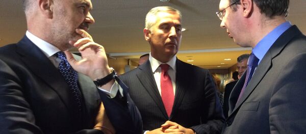 Edi Rama, Milo Đukanović i Aleksandar Vučić u Briselu Edi Rama, Milo Đukanović i Aleksandar Vučić u Briselu - Sputnik Srbija