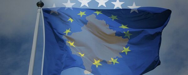 Заставе самопроглашене републике Косово и ЕУ - Sputnik Србија