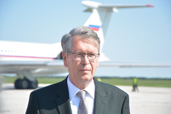 „Сигуран сам да ће се српска војска представити на достојанствен начин. Ово је за њих и велика одговорност, јер учествују на највећој и највеличанственијој паради у историји, истакао је Чепурин „Сигуран сам да ће се српска војска представити на достојанствен начин. Ово је за њих и велика одговорност, јер учествују на највећој и највеличанственијој паради у историји, истакао је Чепурин - Sputnik Србија