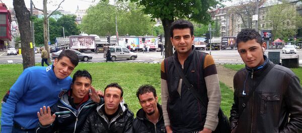 Studenti iz Damaska nadaju se boljem životu u Evropi. Studenti iz Damaska nadaju se boljem životu u Evropi. - Sputnik Srbija