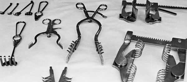 Хируршки инструменти - Sputnik Србија