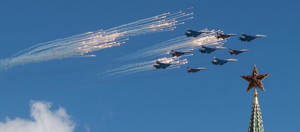 Fotografije koje oduzimaju dah: Pripreme ruske avijacije za Dan pobede Fotografije koje oduzimaju dah: Pripreme ruske avijacije za Dan pobede - Sputnik Srbija