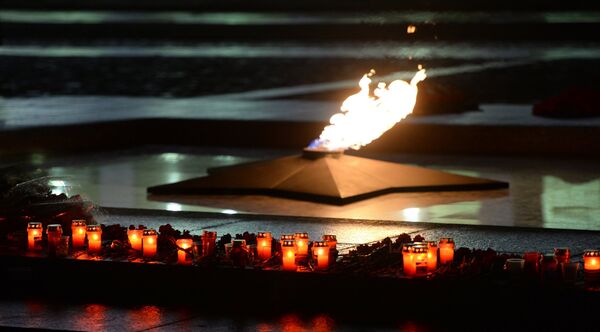 Вечни пламен у Москви Вечни пламен у Москви - Sputnik Србија