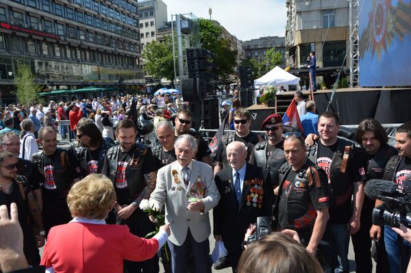 Ноћни вукови дошли су у Београд да се захвале руским и српским ветеранима - Sputnik Србија